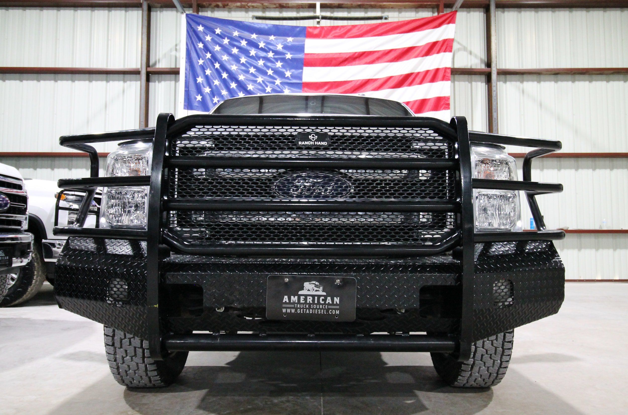 Used 2015 Ford F250 Lariat w/ Lariat Ultimate Package AWD/4WD image 2