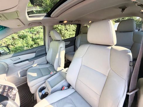 Used 2012 Honda Odyssey EX-L image 32