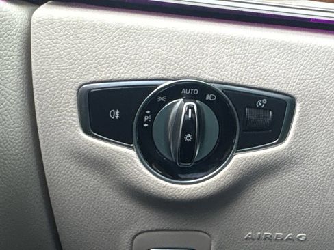 Used 2018 Mercedes-Benz E 300 image 27