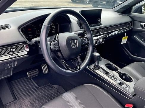 Used 2025 Honda Civic Sport image 14