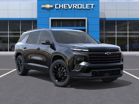 New 2026 Chevrolet Traverse LT w/ Midnight/Sport Edition FWD image 7