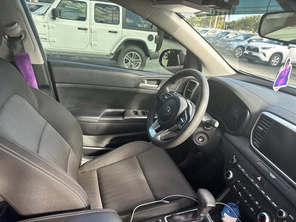 Used 2022 Kia Sportage LX AWD/4WD image 7