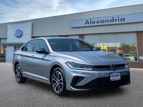 Certified 2025 Volkswagen Jetta Sport FWD image 1