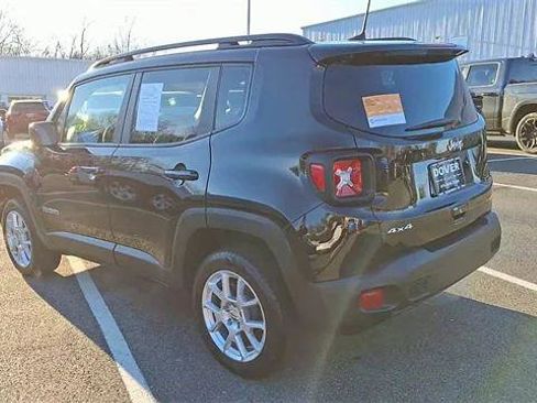 Certified 2023 Jeep Renegade Latitude w/ Sun/Sound Group image 6