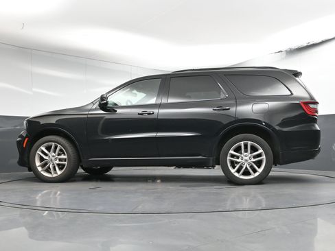 Used 2023 Dodge Durango GT image 30