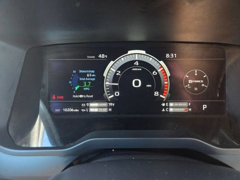 Used 2026 Toyota Tundra Limited AWD/4WD image 13