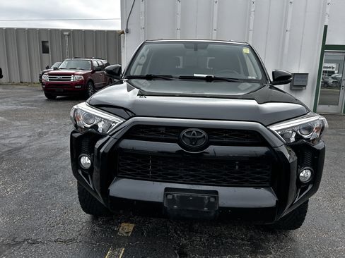 Used 2019 Toyota 4Runner SR5 Premium image 8