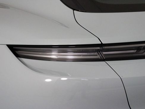Certified 2025 Porsche Taycan 4 Cross Turismo image 21