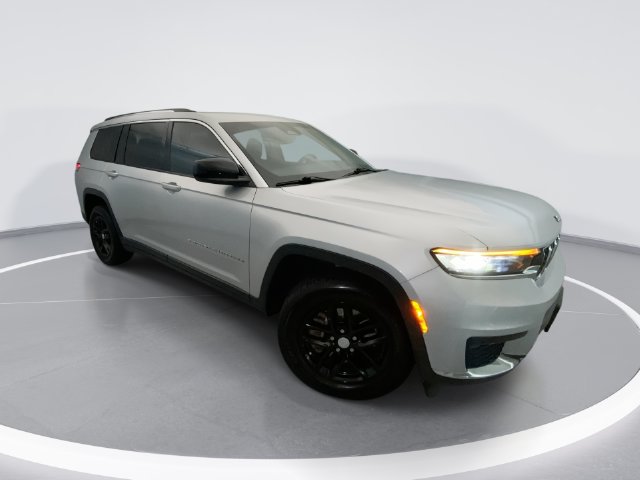 Used 2021 Jeep Grand Cherokee L Laredo w/ Luxury Tech Group I AWD/4WD image 1