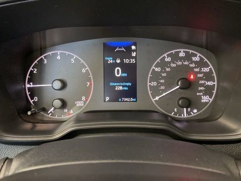 Used 2023 Toyota Corolla LE image 19