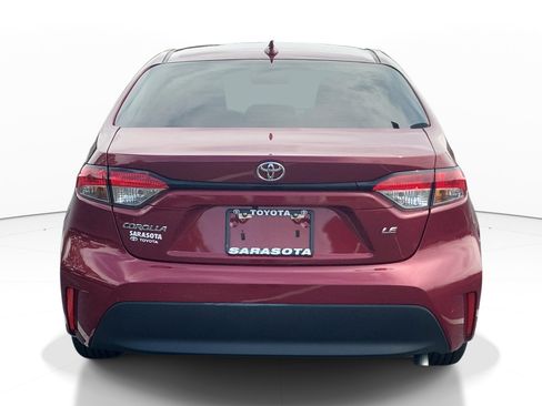 Used 2025 Toyota Corolla LE FWD image 5