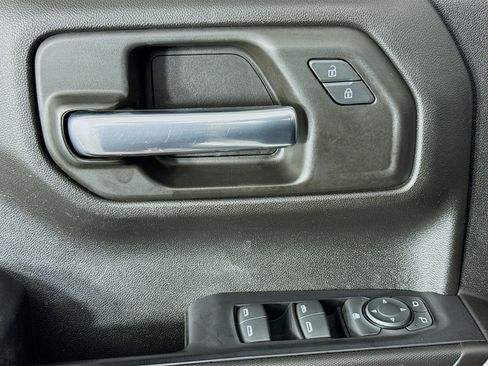 Used 2019 Chevrolet Silverado 1500 Custom Trail Boss image 20