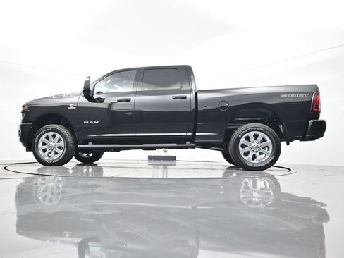 New 2026 RAM 2500 Big Horn AWD/4WD image 41
