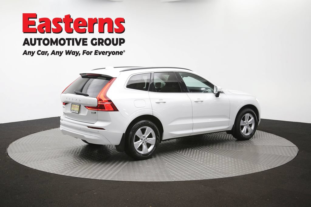 Used 2022 Volvo XC60 B5 Momentum AWD/4WD image 45