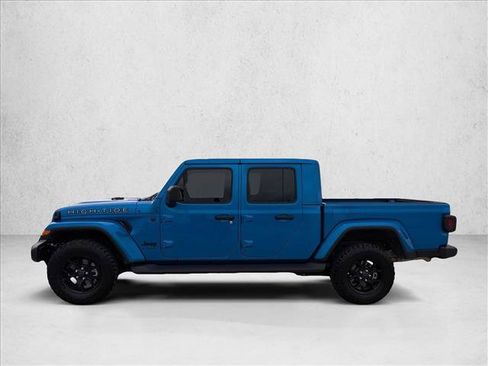 Certified 2025 Jeep Gladiator Sport image 9