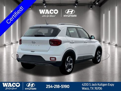 Used 2026 Hyundai Venue SEL FWD image 9