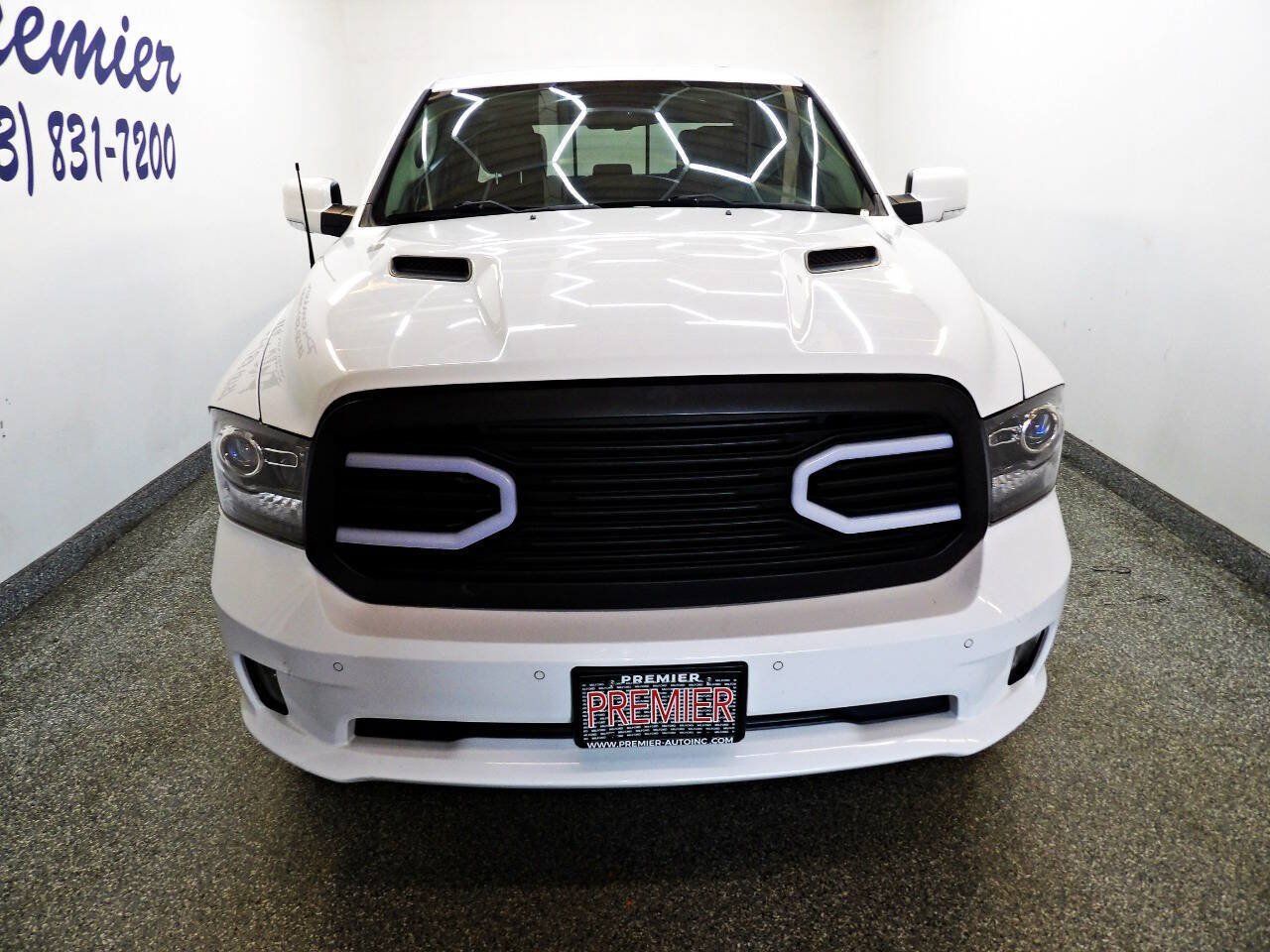 Used 2017 RAM 1500 Sport w/ Convenience Group AWD/4WD image 2