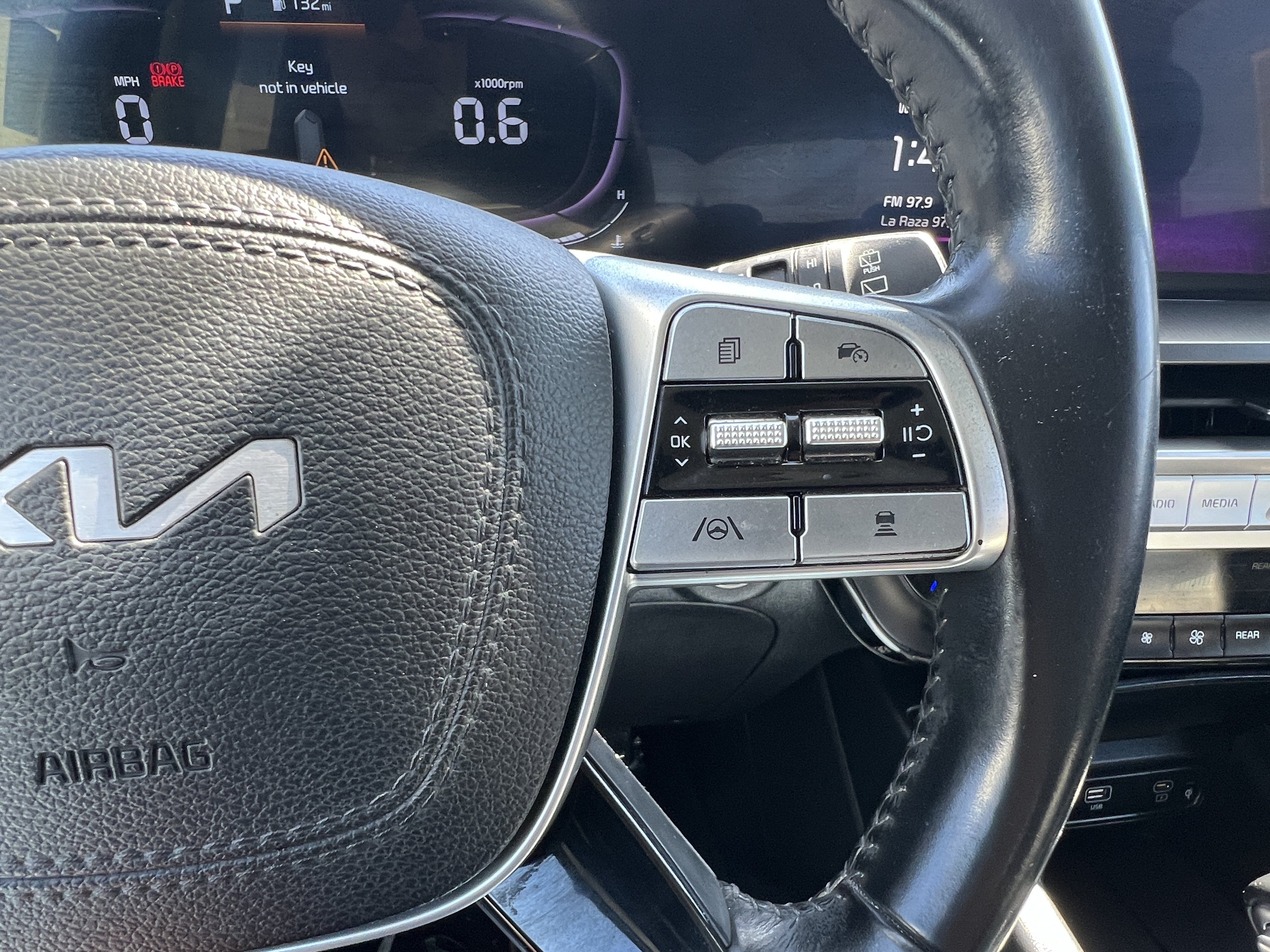 Certified 2023 Kia Telluride S FWD image 27