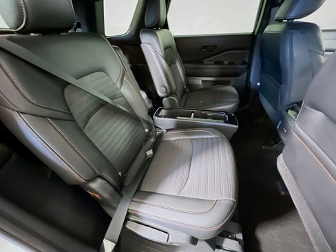 Used 2024 Nissan Pathfinder Rock Creek AWD/4WD image 24
