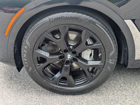 Used 2024 BMW X7 xDrive40i w/ Executive Package AWD/4WD image 14