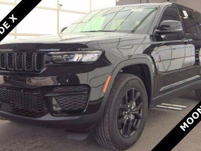 Used 2024 Jeep Grand Cherokee Altitude
