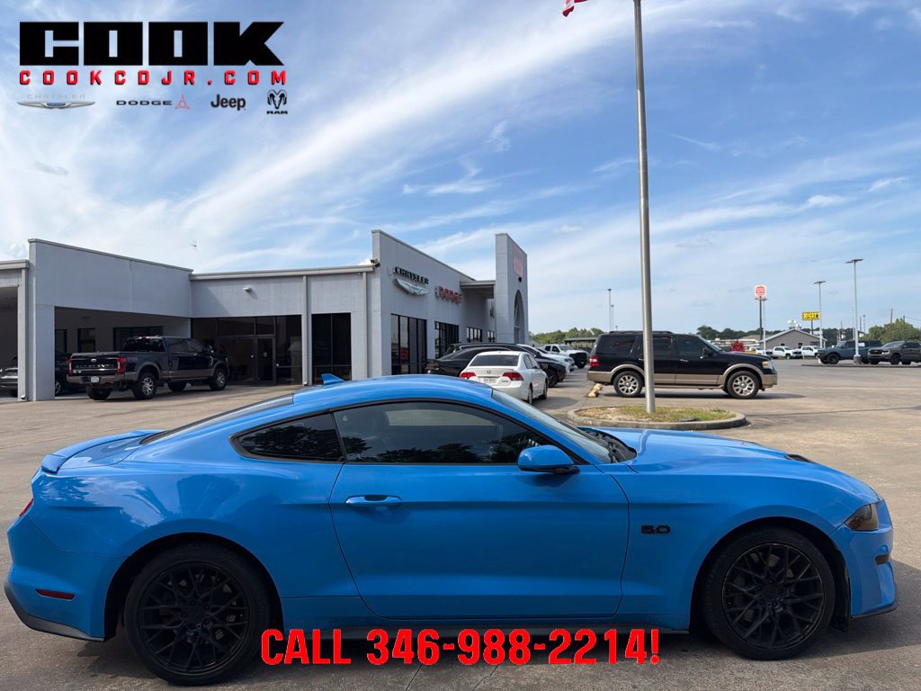 Used 2022 Ford Mustang GT Premium RWD image 7
