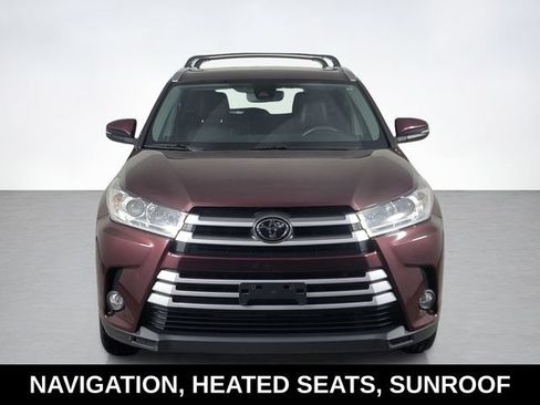 Used 2019 Toyota Highlander XLE AWD/4WD image 8