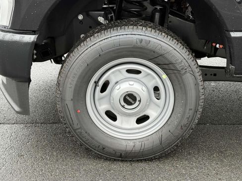 New 2025 Ford F250 XL w/ XL Driver Assist Package image 7