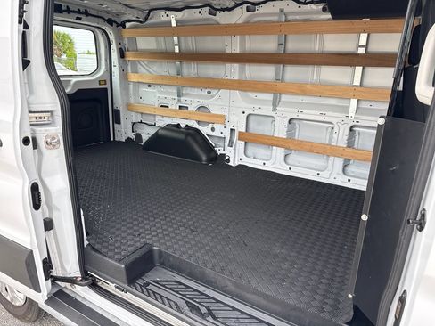 Used 2025 Ford Transit 250 Low Roof w/ Exterior Upgrade Package RWD image 24
