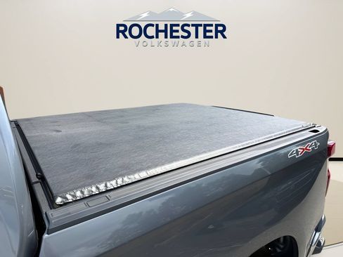 Used 2021 Chevrolet Silverado 1500 LT AWD/4WD image 11