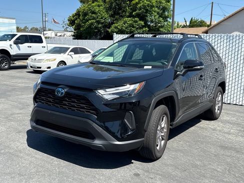Used 2024 Toyota RAV4 XLE w/ Convenience Package AWD/4WD image 3