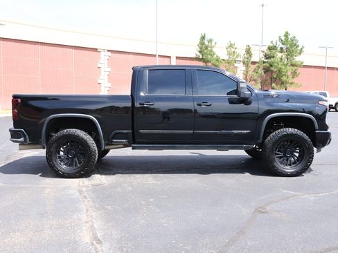 Used 2024 Chevrolet Silverado 2500 High Country w/ Midnight Edition AWD/4WD image 37