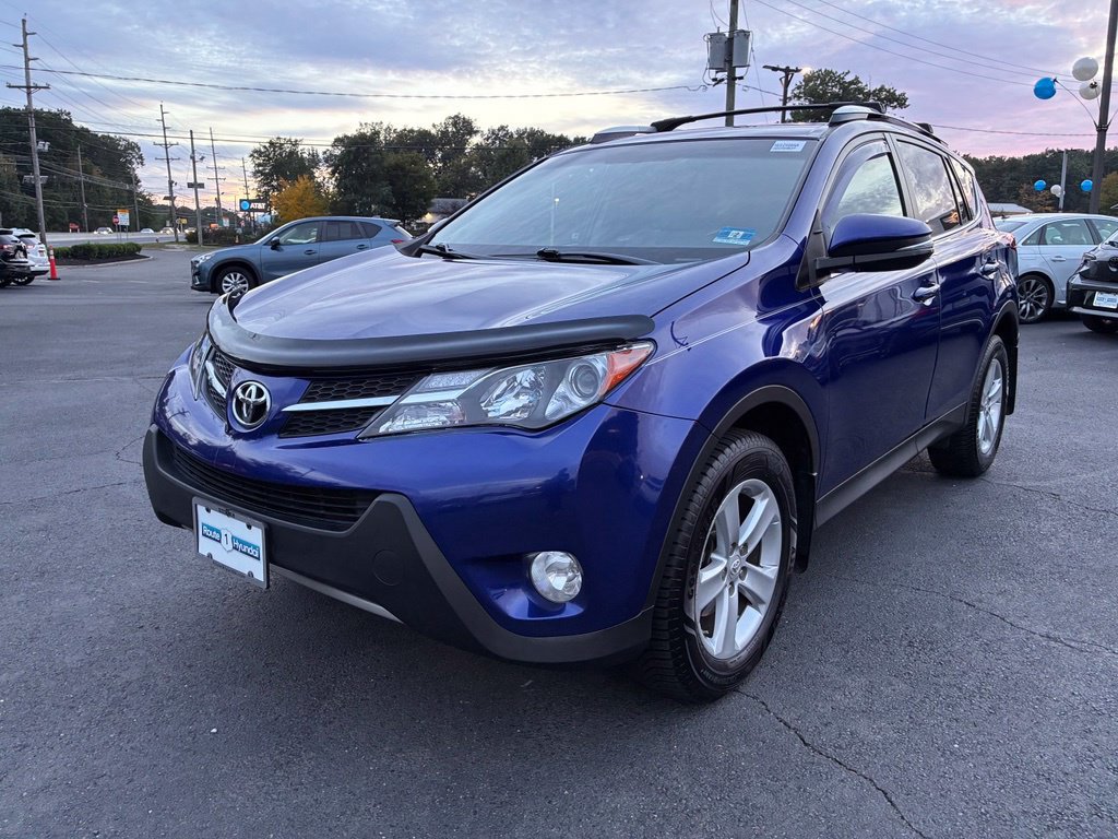 Used 2014 Toyota RAV4 XLE AWD/4WD image 3