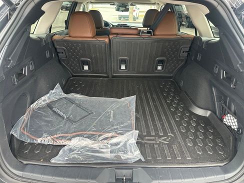 Used 2025 Subaru Outback Touring XT image 7