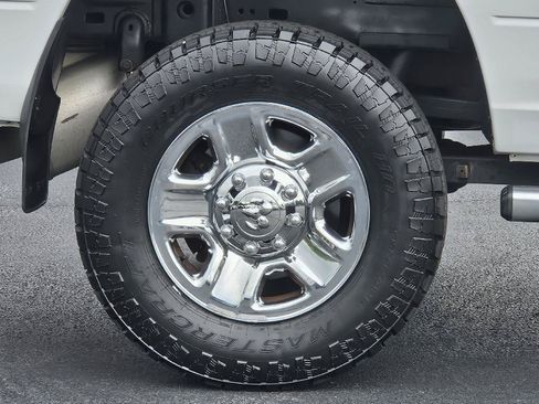 Used 2015 RAM 2500 Tradesman w/ Chrome Appearance Group AWD/4WD image 30