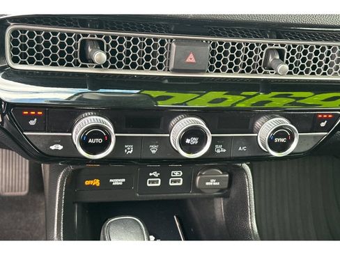 Used 2023 Honda Civic Touring image 23
