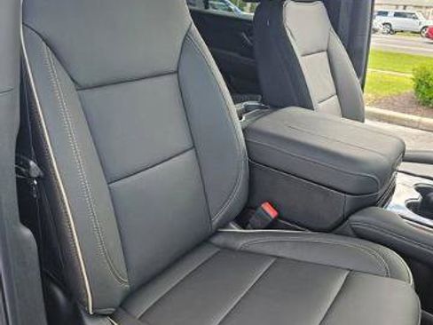 New 2026 GMC Yukon XL Elevation w/ Elevation Premium Package AWD/4WD image 28