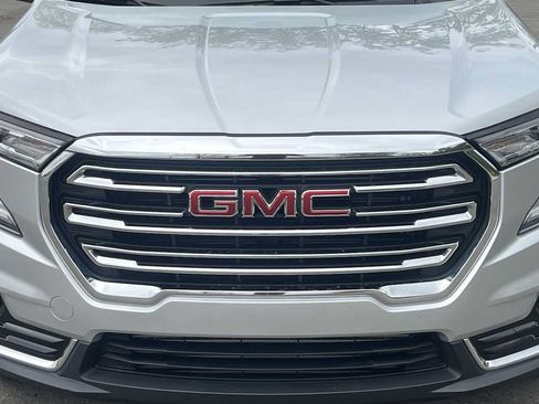 Used 2022 GMC Terrain SLT w/ Infotainment Package II AWD/4WD image 22