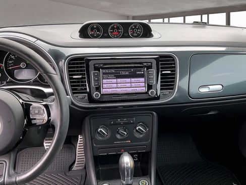 Used 2012 Volkswagen Beetle Turbo image 9