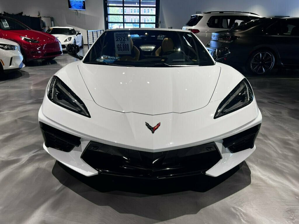 Used 2021 Chevrolet Corvette Stingray Premium Conv RWD image 2