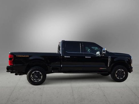 Used 2024 Ford F250 Platinum w/ Tremor Off-Road Package AWD/4WD image 9