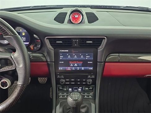 Used 2018 Porsche 911 Carrera GTS image 17