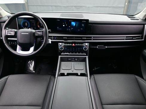 Used 2025 Hyundai Santa Fe XRT image 17
