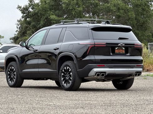 Used 2025 Chevrolet Traverse Z71 AWD/4WD image 6