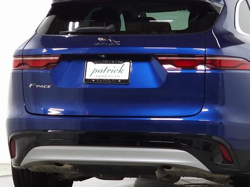 Used 2022 Jaguar F-PACE S image 8