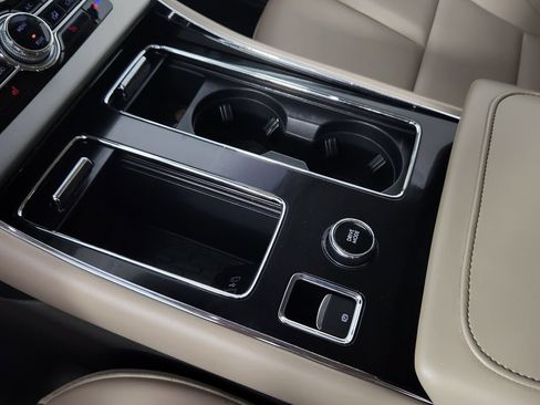Used 2023 Lincoln Aviator AWD w/ Premium Package image 31