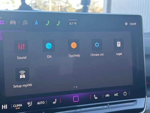 Used 2025 Volkswagen GTI SE image 16