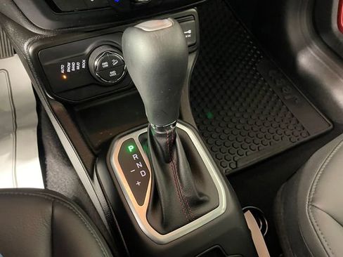 Certified 2023 Jeep Renegade Trailhawk w/ Sun/Sound Group AWD/4WD image 12