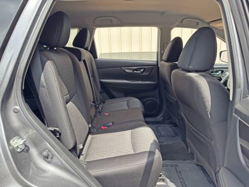 Used 2020 Nissan Rogue SV AWD/4WD image 35