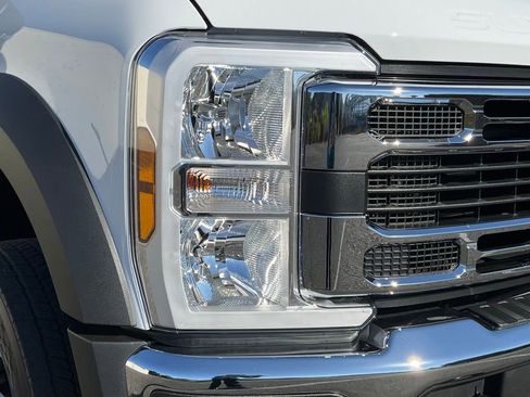 Used 2024 Ford F450 XL w/ XL Chrome Package image 63